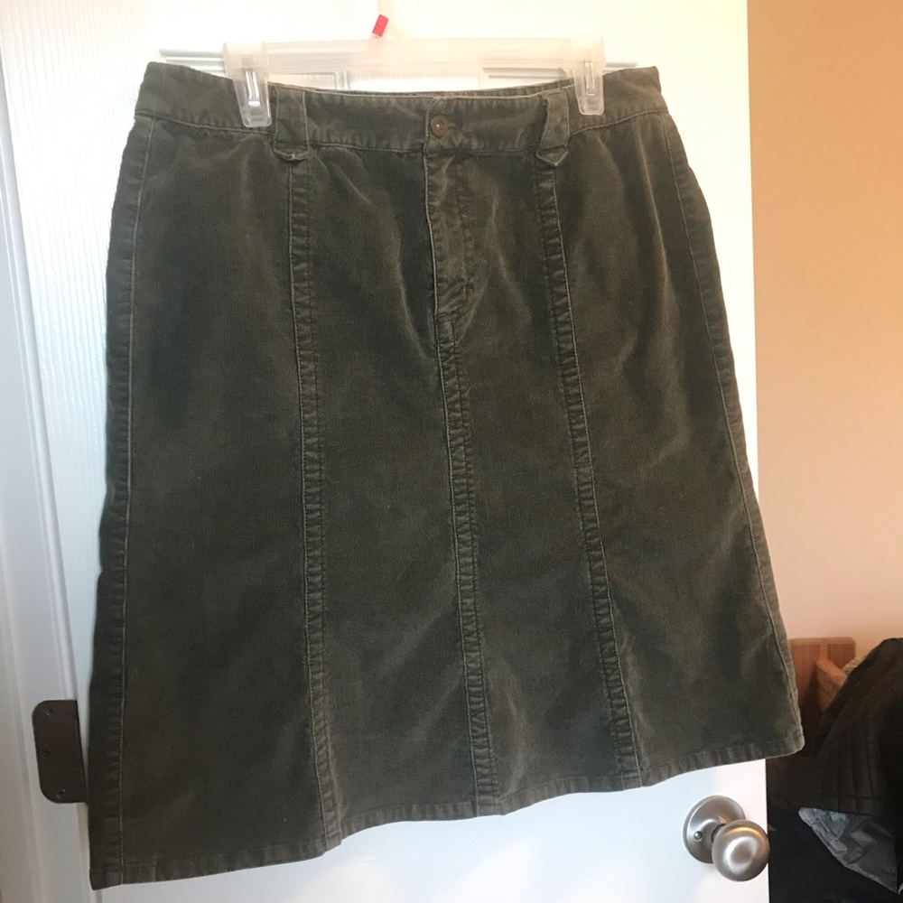 Eddie Bauer Women’s Size 12 Green Skirt